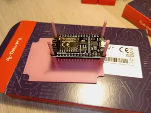 ESP8266 (az-delivery) Inlay for roomy enclosure (remix)