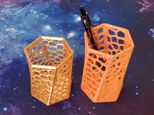 Voronoi Pencil Holders