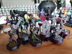 Miniature Display Stand for Unmatched (28mm)
