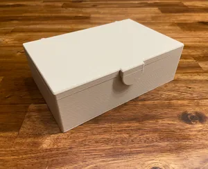 kleine Box mit Deckel / small storage box with lid