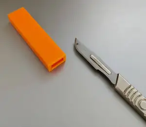 Scalpel blade cover for no.3 handle