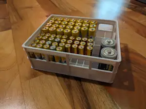 Batterie Kasten XXL AA / AAA / 9V - Battery Crate XXL AA / AAA / 9V