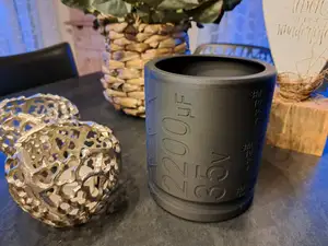 Capacitor Trashbin