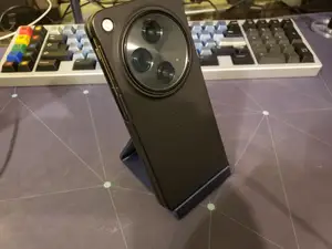 Oneplus Open Simple Phone Stand