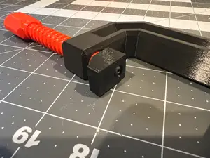Screw-on Clamp end for Studio Space Dust C-clamps
