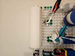 Multiboard Quick-Change Paper Towel Holder