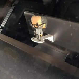 Tesla Model 3 - Vinyl Figure Platform