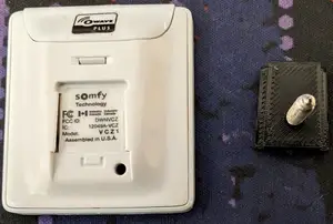 Somfy / Bali / Springs Window Fashions VCZ1 (aka RSZ1) Remote Wall Mount
