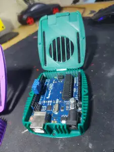 Caja con bisagra Arduino UNO R3 (case)