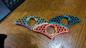Honeycomb Thumb Ring Book Page Holder