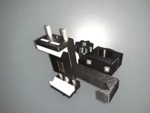 Clamp - Universal motorcycle phone holder with vertical arm