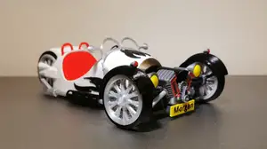 Morgan 3-Wheeler (super) Scale 1:20 Designer Ed van der Heijden.