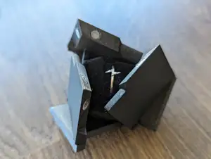 Kinetic Ring Box