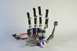 N.Z.T. Genesis, Legado 17,- Mano Robotica - Robot Hand