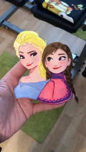 Elsa and Anna magnet