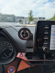 4th Gen Sienna Phone Mount
