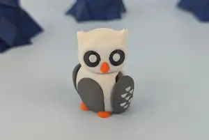 Snow Owl - Articulated Keychain Figure