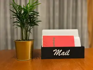 Mailholder – Desk Envelope Organizer