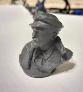 Lenin bust