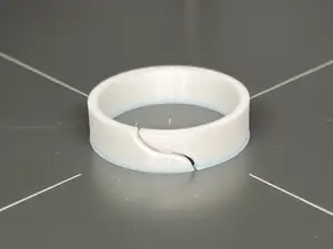 Garden Clip - for tomatoes and cucumbers.