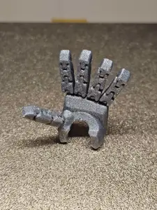 Stronger Poseable hands for 200% scale Dummy 13