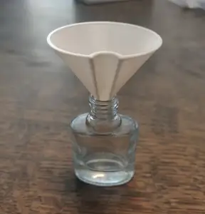 Small and simple funnel