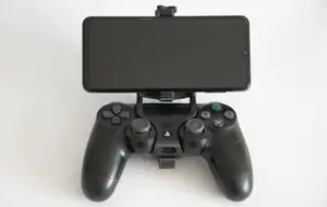 Smartphone mount for PS4 controller (DUALSHOCK 4)