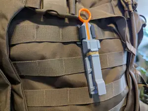QUICK-CLIP : Spring Clip / Glove Holder