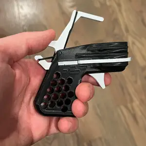 Easy Reload Retaining Arm for 6-shot Disc Shooter