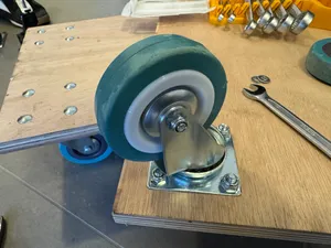 Hub for 75x21mm caddy wheels (55mm center)