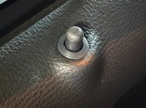 Volvo S60 V70 (P2) door lock knob bezel