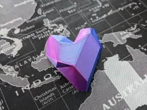 Maison203 lowpoly heart brooch copy