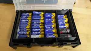 StraussBox Mini / MetaBox XS inlay for batteries