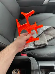 Prado Can Holder