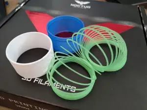 SLINKY PET-G toy