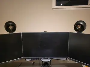 Creative Pebble 2.0 Desktop Speakers - Monitor Mounted Stand