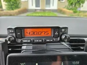 Renault Zoe Phase 2 (from 2019 on) holder for Ham Radio control unit (Yaesu FTM-6000)