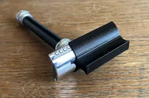 Shaver protective cap for traveling // Rasierer Schutzkappe für Reisen