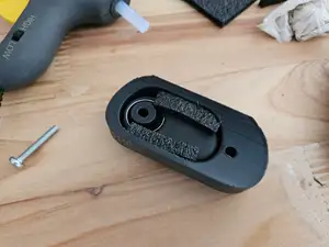 Ninebot Max G2 Samsung SmartTag 2 holder