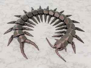 Articulated Giant Centipede