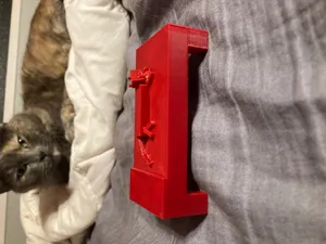 Minecraft cat (on bed)
