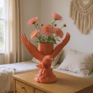 Eagle Vase – Majestic Winged Guardian for Your Home