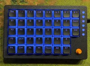 Tiwaz - split gaming keyboard, gasket mounted
