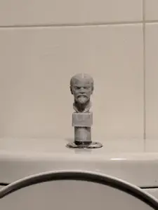 Bust of Lenin on a pillar