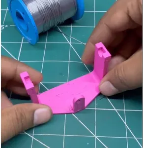 Solder lead bobbin holder