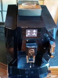 Jura E8 Kaffeebehälter Vergrößerung
