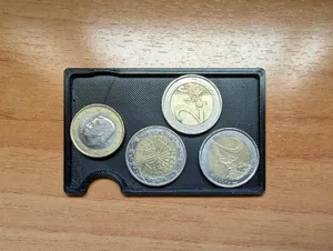 Ridge Wallet coin tray (versatile access)