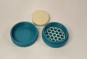 Screw-on Soap Box