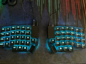 Aurora Lily58 Choc low profile case Version 2