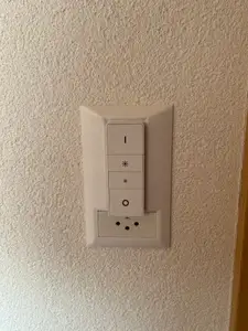 Feller T12+T13 Button/Socket Hue Dimmer Cover